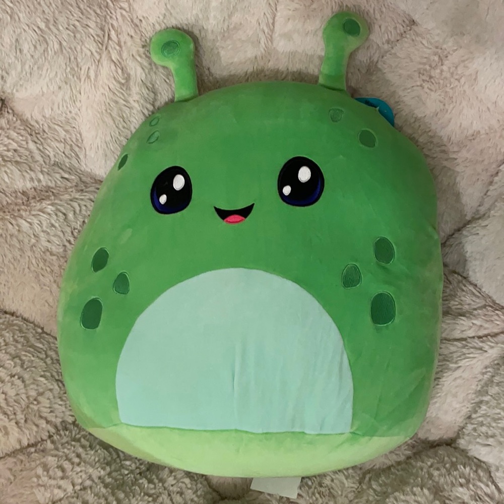 NWT Squishmallows Finn Alien - Picture 1 of 3